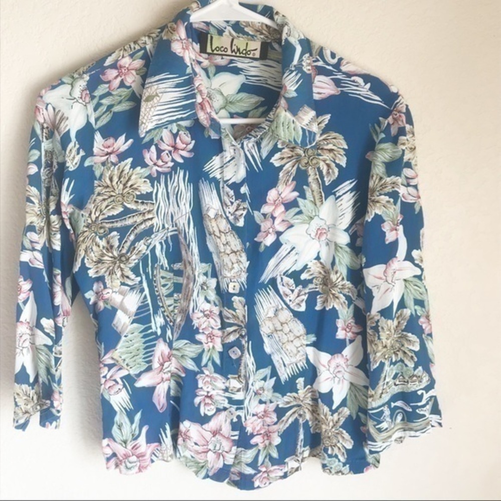 Loco Lindo Button Up Tropical Top, S